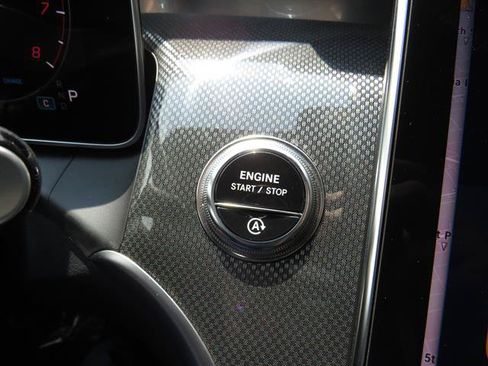 Used 2026 Mercedes-Benz GLC 300 4MATIC image 17