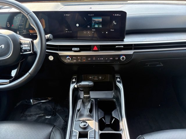 Used 2025 Kia Sorento S FWD image 11