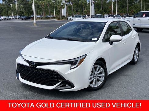 Certified 2025 Toyota Corolla SE FWD image 1