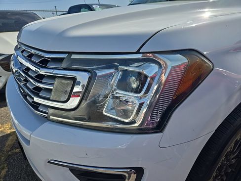 Used 2018 Ford Expedition Max Limited RWD image 9