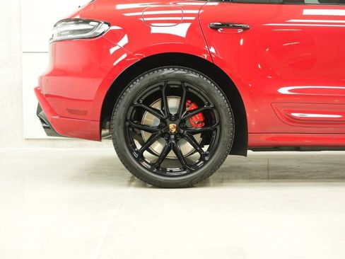 New 2026 Porsche Macan GTS AWD/4WD image 43