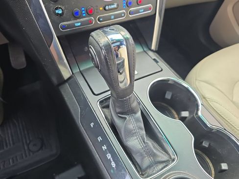 Used 2018 Ford Explorer Limited w/ Equipment Group 301A FWD image 22