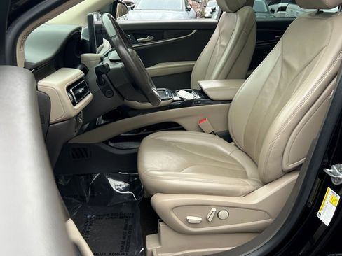 Used 2022 Lincoln Nautilus Reserve image 18