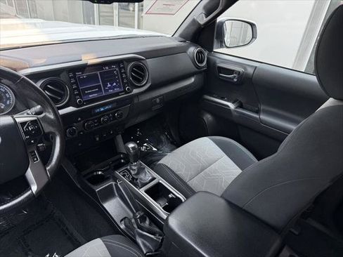 Certified 2023 Toyota Tacoma TRD Sport AWD/4WD image 18