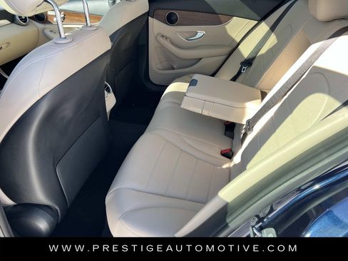 Used 2019 Mercedes-Benz C 300 4MATIC Sedan image 15