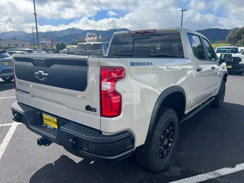 New 2026 Chevrolet Silverado 1500 ZR2 w/ ZR2 Bison Edition image 6