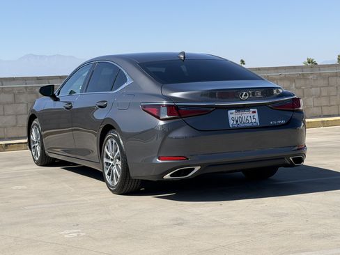 Certified 2025 Lexus ES 350 FWD image 7