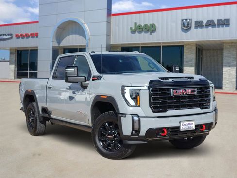 Used 2024 GMC Sierra 2500 AT4 w/ AT4 Premium Plus Package image 1