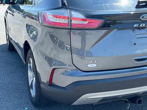 Used 2022 Ford Edge SEL w/ Convenience Package image 5