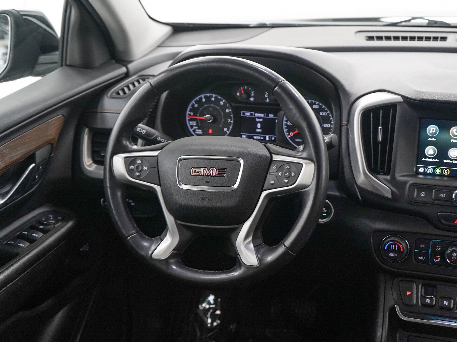 Used 2018 GMC Terrain SLE w/ Driver Convenience Package AWD/4WD image 14