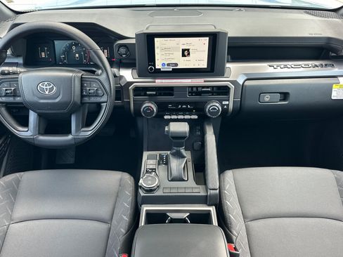 Used 2026 Toyota Tacoma SR5 AWD/4WD image 13