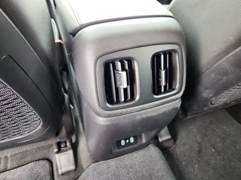 Used 2025 Hyundai Tucson Limited AWD/4WD image 14