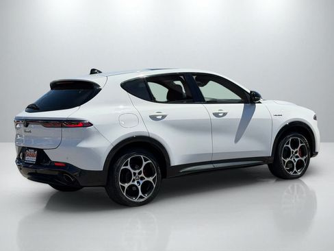 Used 2024 Alfa Romeo Tonale Veloce AWD/4WD image 7