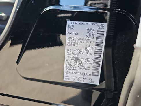 New 2026 Nissan Pathfinder Platinum FWD image 40