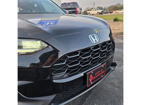 New 2026 Honda HR-V LX image 16