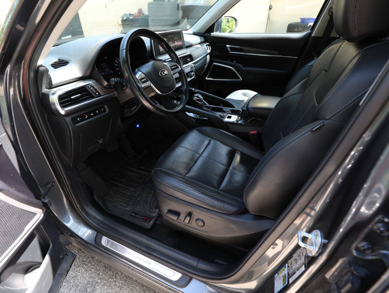 Used 2020 Kia Telluride EX w/ EX Premium Package AWD/4WD image 18