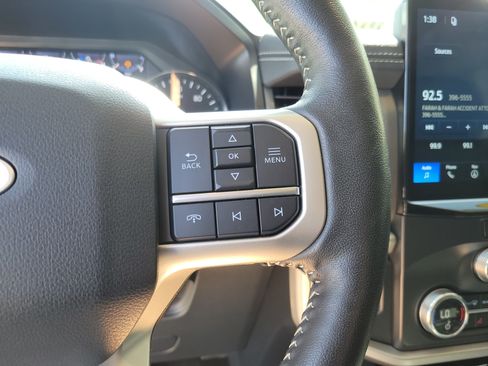 Used 2022 Ford Expedition Max XLT RWD image 24