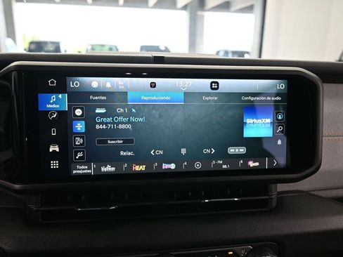 Used 2024 Jeep Gladiator Sport image 22