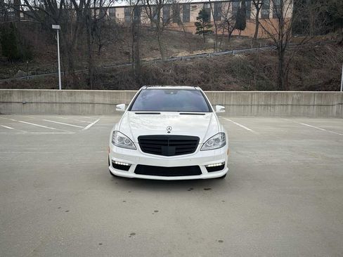 Used 2013 Mercedes-Benz S 63 AMG image 2