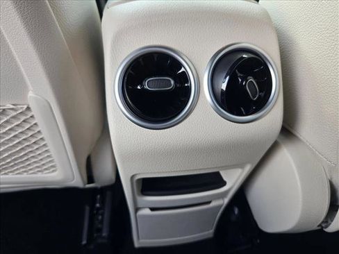 Certified 2025 Mercedes-Benz GLB 250 image 19