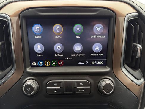 Used 2019 Chevrolet Silverado 1500 High Country w/ Z71 Off-Road Package image 18