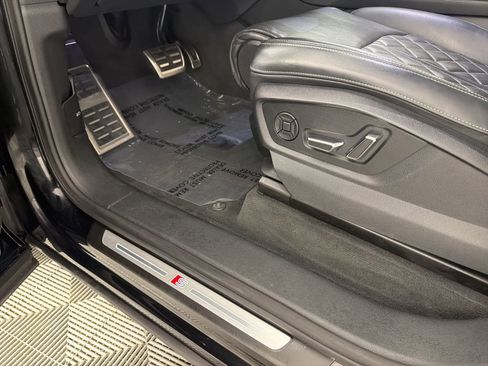 Used 2023 Audi SQ7 Premium Plus w/ Executive Package image 9