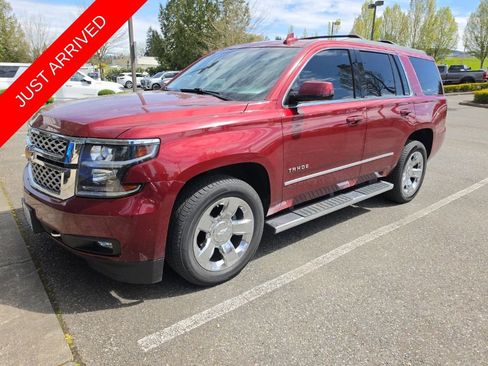 Used 2018 Chevrolet Tahoe LT w/ LT Signature Package image 1