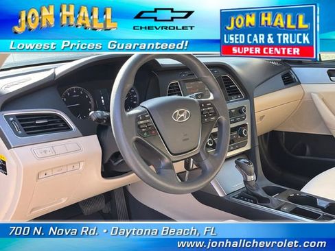 Used 2017 Hyundai Sonata SE FWD image 23