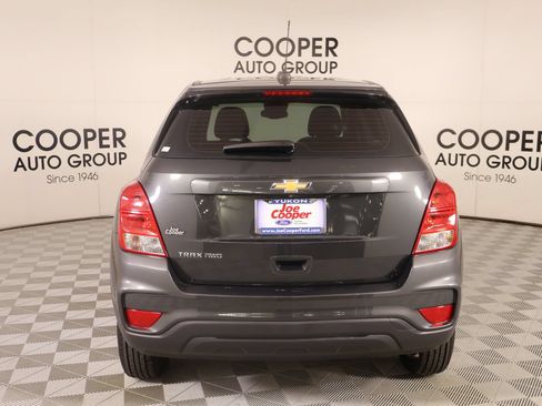 Used 2019 Chevrolet Trax LS AWD/4WD image 20