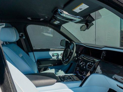 Used 2025 Rolls-Royce Cullinan Black Badge image 68
