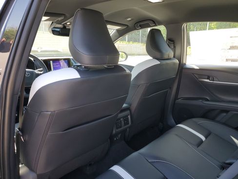 New 2026 Toyota Camry SE FWD image 10