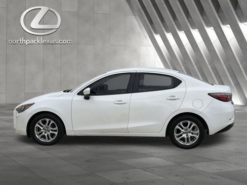 Used 2016 Scion iA FWD image 1