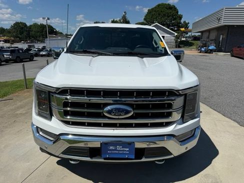 Used 2022 Ford F150 Lariat w/ Equipment Group 502A High AWD/4WD image 3