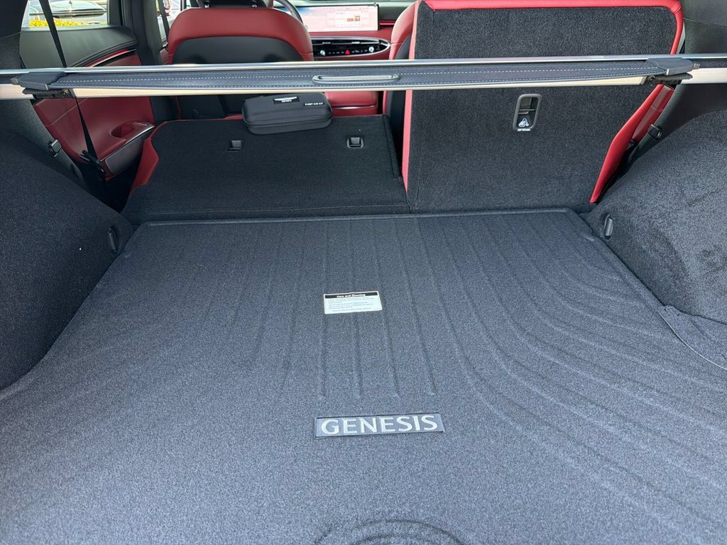 New 2026 Genesis GV70 3.5T Sport Advanced AWD/4WD image 15