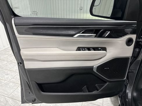 Used 2022 Jeep Wagoneer Series I image 23