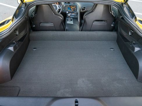 Used 2015 Chevrolet Corvette Stingray Coupe w/ 3LT Preferred Equipment Group image 27