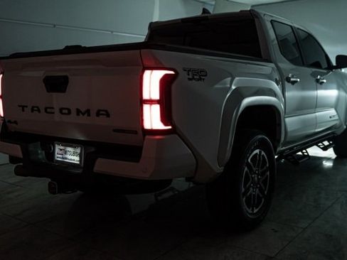 Used 2024 Toyota Tacoma TRD Sport image 42