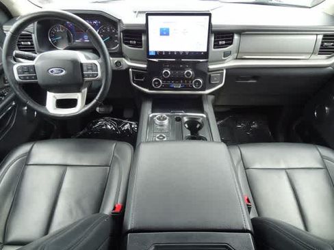 Certified 2024 Ford Expedition XLT AWD/4WD image 16