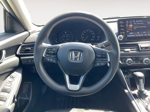 Used 2019 Honda Accord EX image 12