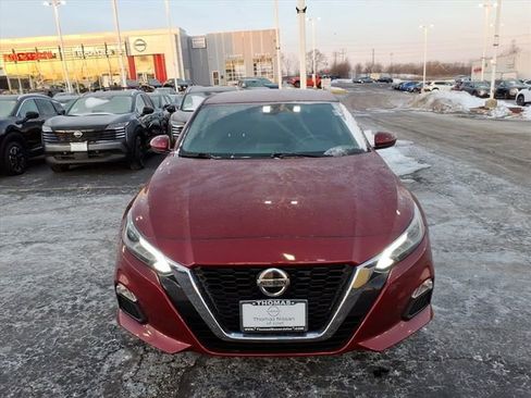 Used 2022 Nissan Altima 2.5 SV image 8