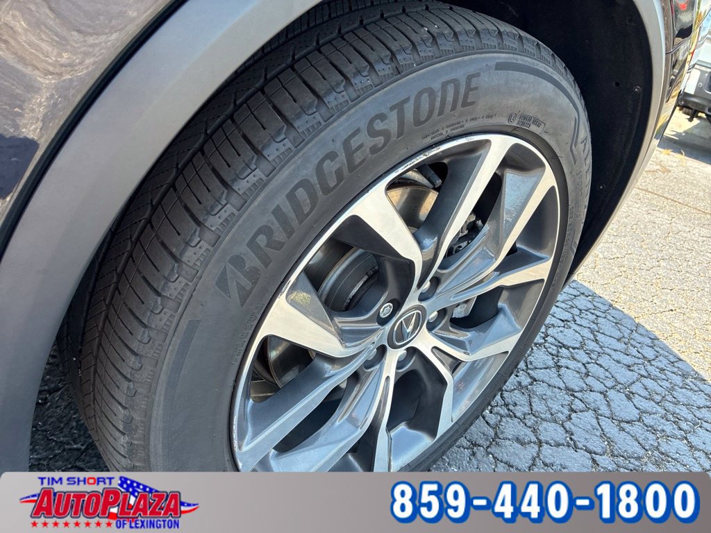 Used 2024 Acura MDX w/ Technology Package FWD image 11