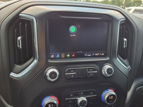 Used 2021 GMC Sierra 1500 AT4 image 22