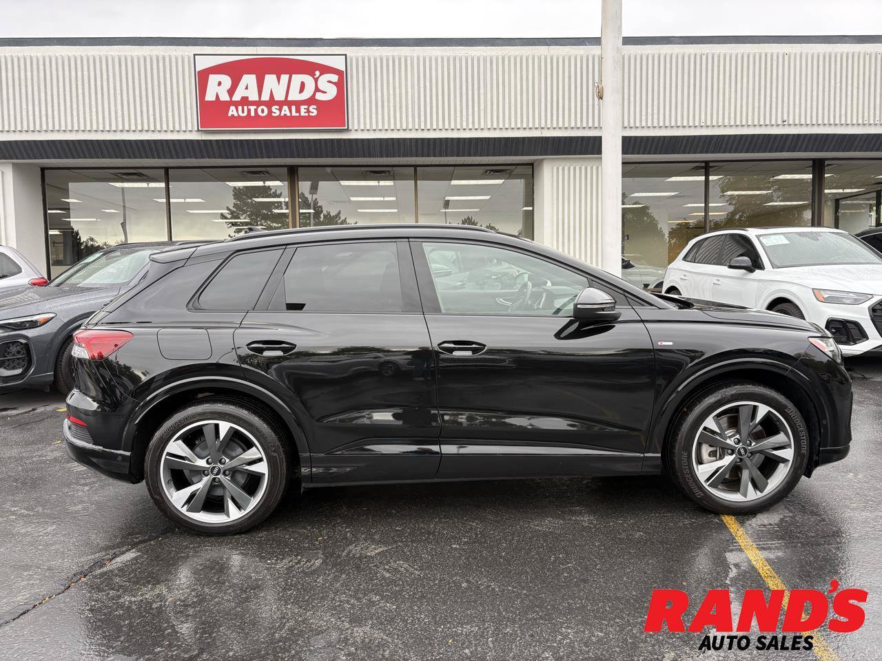 Used 2024 Audi Q4 e-tron Premium Plus w/ Premium Plus AWD/4WD image 1