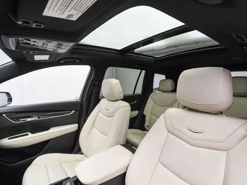 Used 2021 Cadillac XT6 Sport image 53