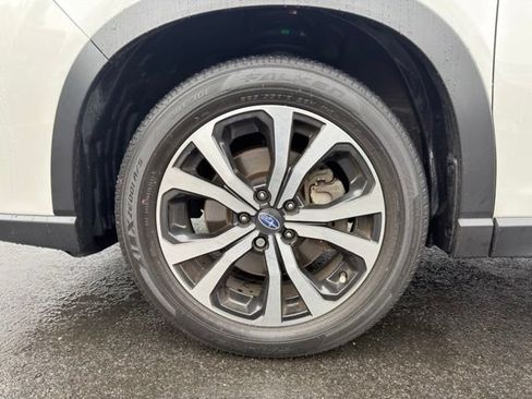 Used 2023 Subaru Forester Limited AWD/4WD image 31