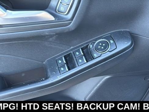 New 2026 Ford Escape SE FWD image 11