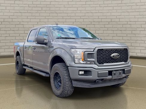 Used 2020 Ford F150 XLT w/ Equipment Group 302A Luxury AWD/4WD image 3
