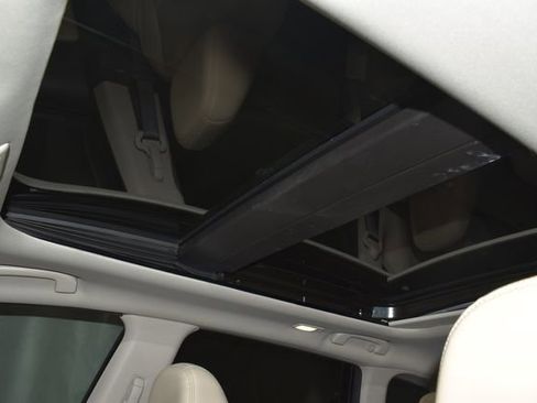 Used 2024 Nissan Murano SL image 14