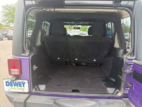 Used 2018 Jeep Wrangler Unlimited Sport S AWD/4WD image 10