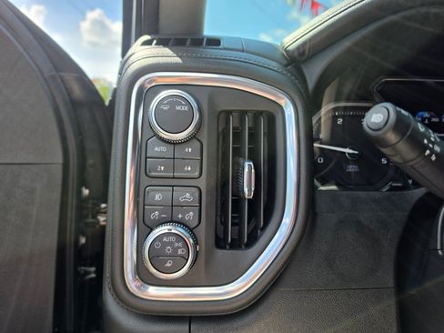 Used 2022 GMC Sierra 2500 Denali AWD/4WD image 28